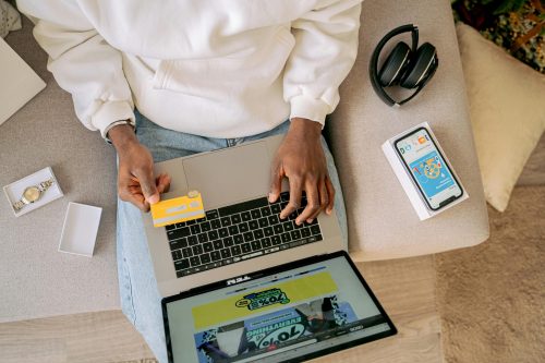 Por que o Checkout do Ecommerce B2B Precisa Ser Tão Simples Quanto o do Ecommerce B2C